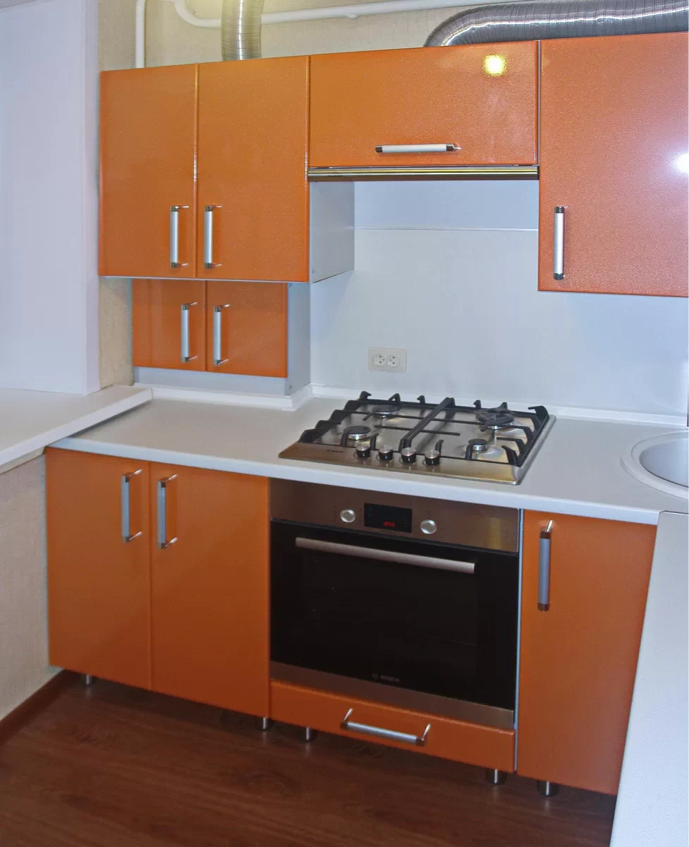 кухня оранжевый металлик 2
